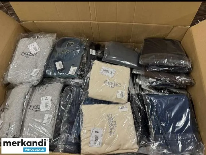 Stock de ropa nueva metalizada nueva con etiquetas Premium
