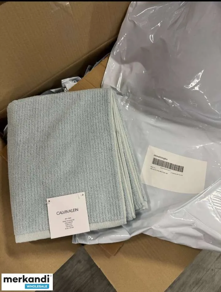 Stock de ropa nueva metalizada nueva con etiquetas Premium