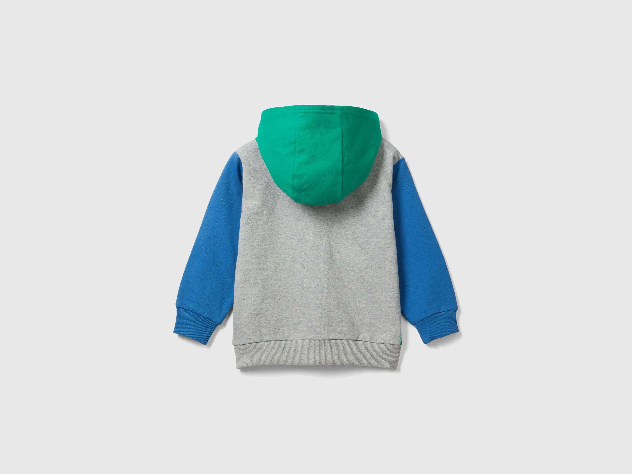 Sudadera ligera con capucha