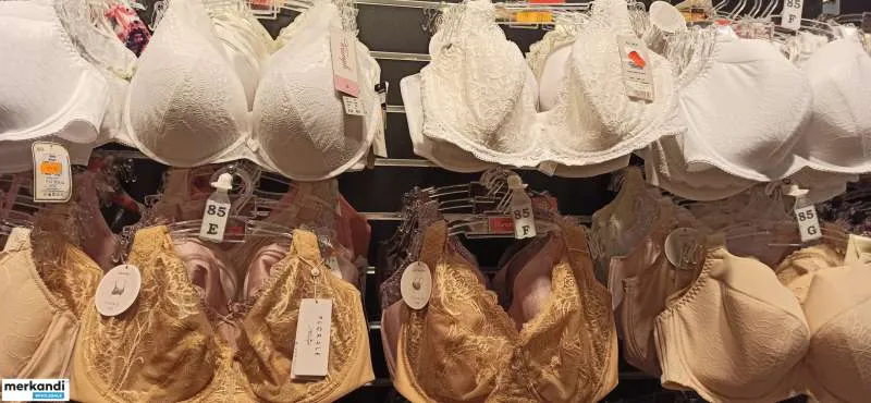 Vendemos ropa interior de marca al por mayor