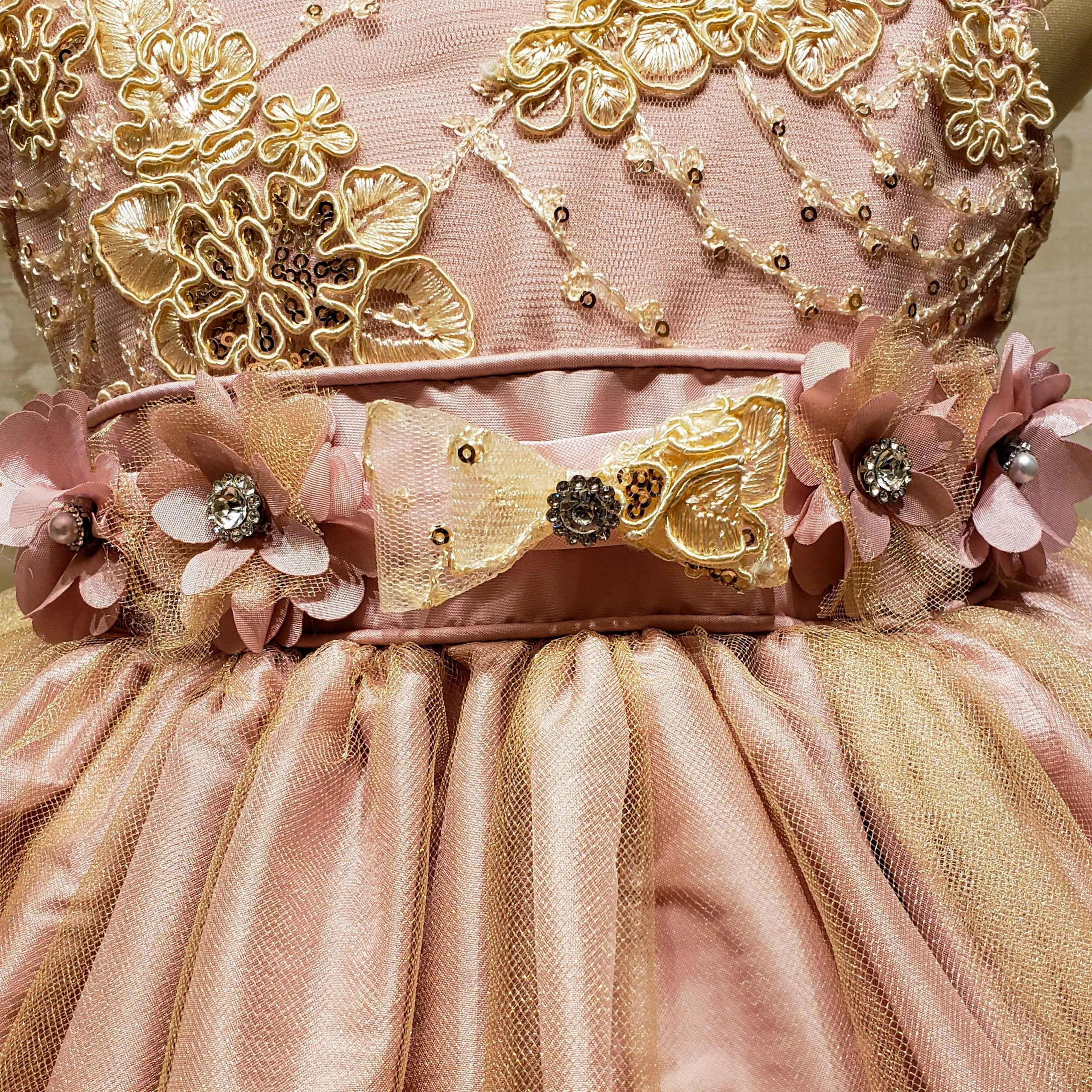 Vestido de Niña Fiesta Rosa Palo con Encaje Oro Elegante Talla 2 a 3 Años