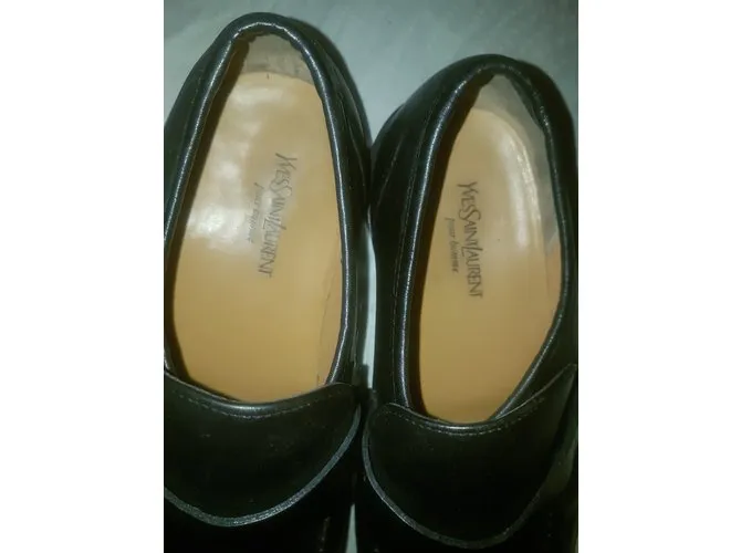 Yves Saint Laurent Zapatos de hombre Negro 