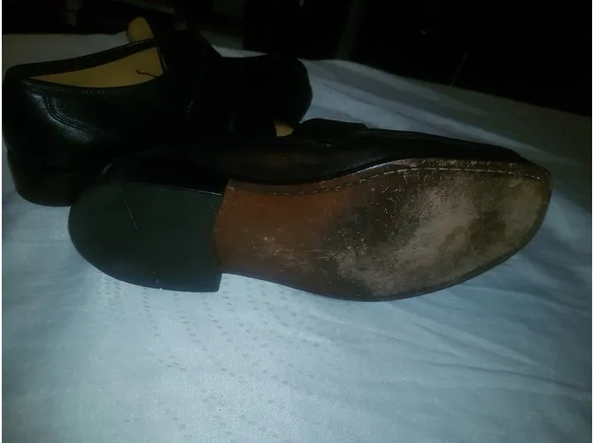 Yves Saint Laurent Zapatos de hombre Negro 