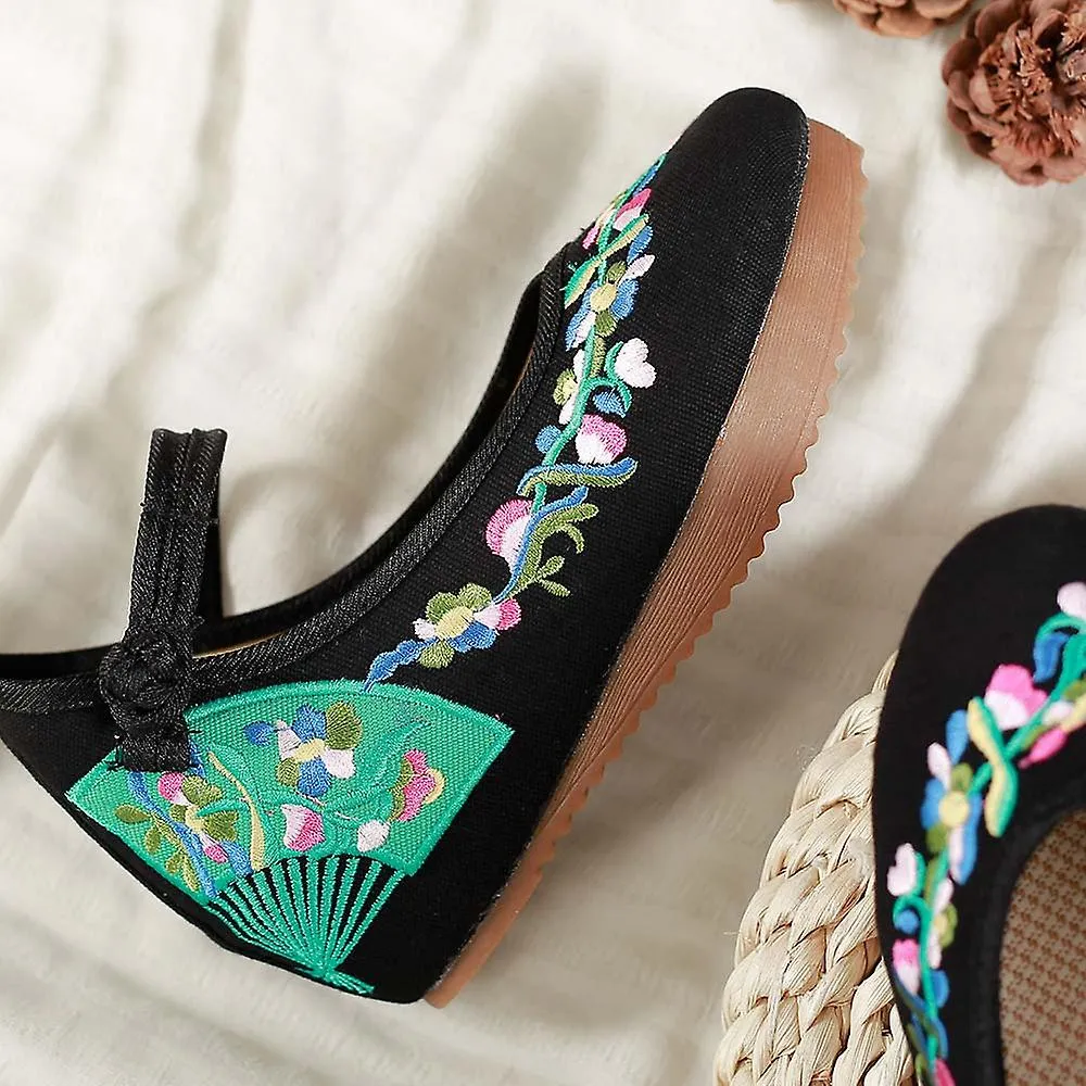 Zapatos bordados
