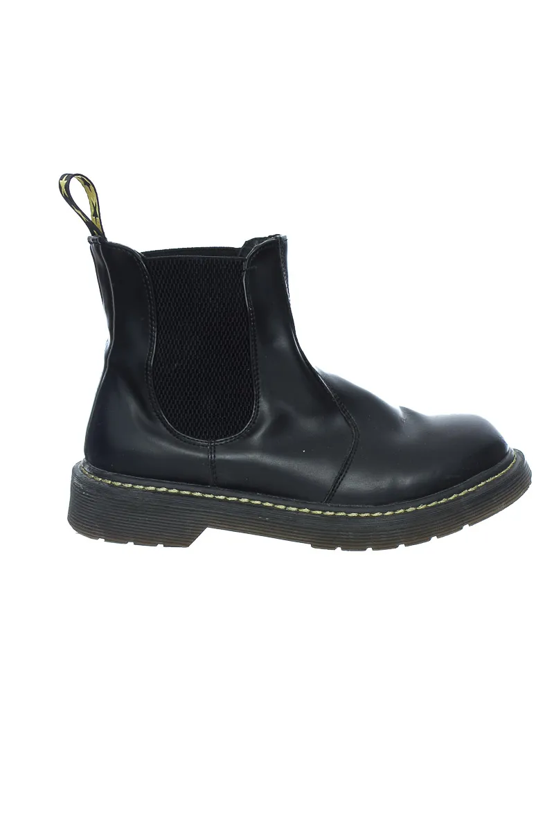ZAPATOS COLOR NEGRO  CLOSEANDO