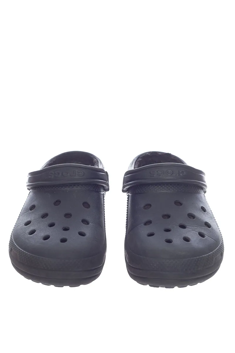 ZAPATOS COLOR NEGRO  CROCS
