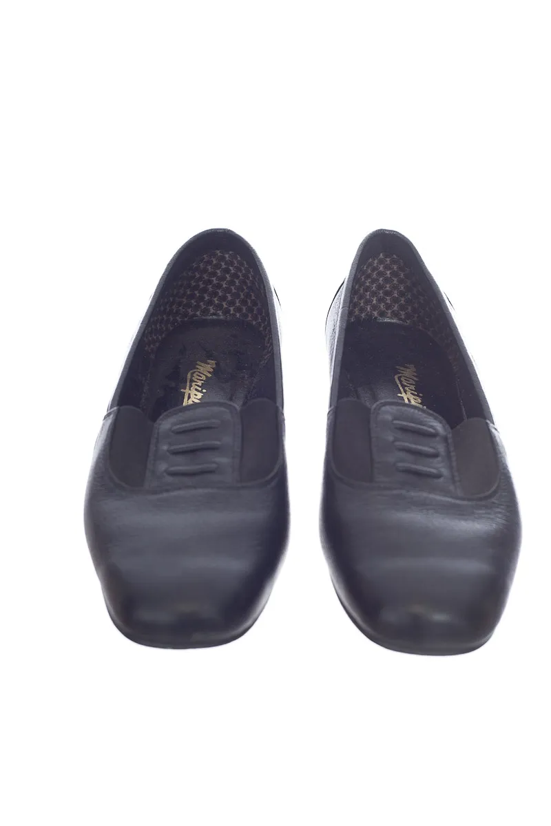 ZAPATOS COLOR NEGRO  MARIPIER