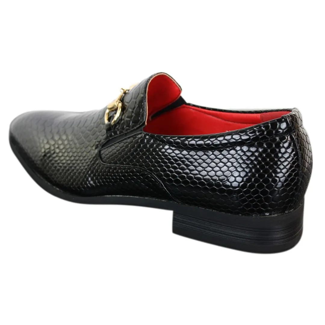 Zapatos de cuero con patente de cocodrilo sintético con hebilla en color negro para hombre
