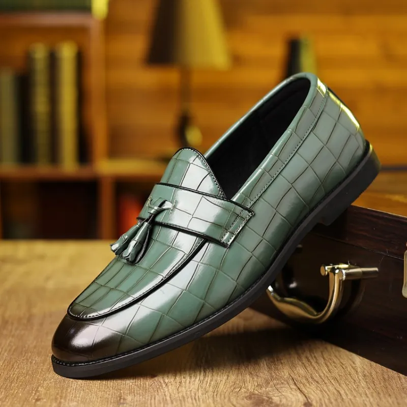 Zapatos de cuero de gran tamaño con zapatos de vestir de negocios casuales de cuero perezoso sin envío