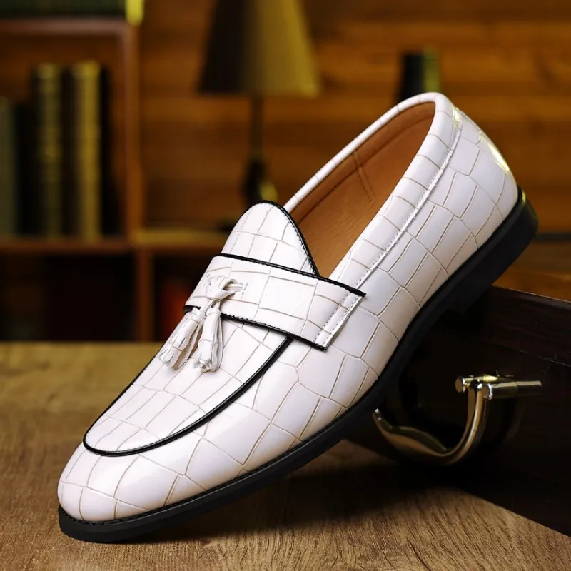 Zapatos de cuero de gran tamaño con zapatos de vestir de negocios casuales de cuero perezoso sin envío