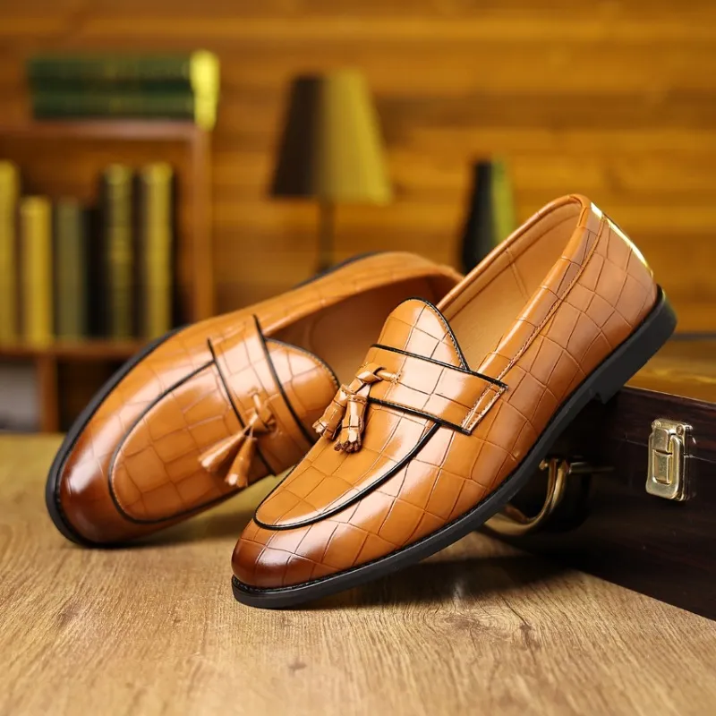 Zapatos de cuero de gran tamaño con zapatos de vestir de negocios casuales de cuero perezoso sin envío
