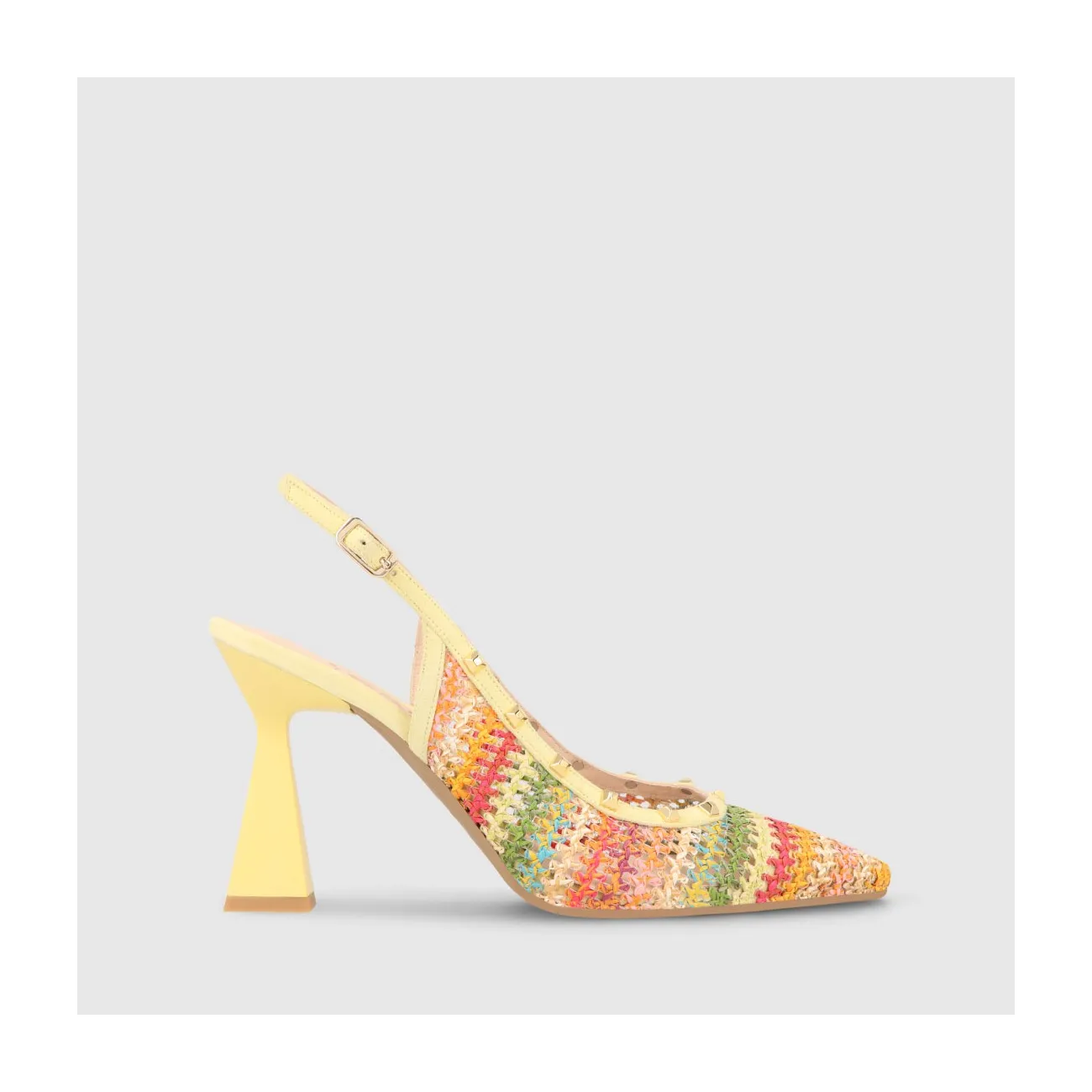 ZAPATOS DE SALÓN AMARILLOS MOMSA