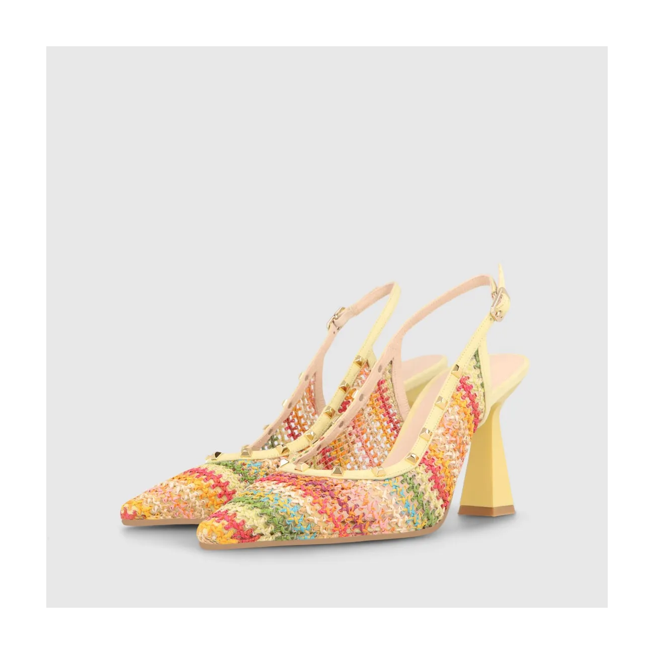 ZAPATOS DE SALÓN AMARILLOS MOMSA