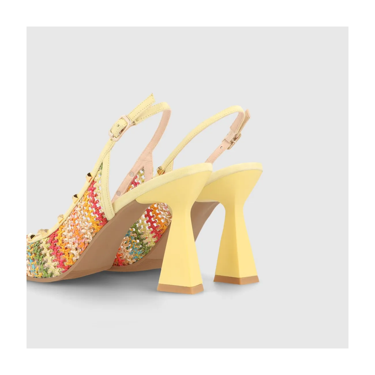 ZAPATOS DE SALÓN AMARILLOS MOMSA