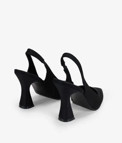 Zapatos de tacón acampanado rojos