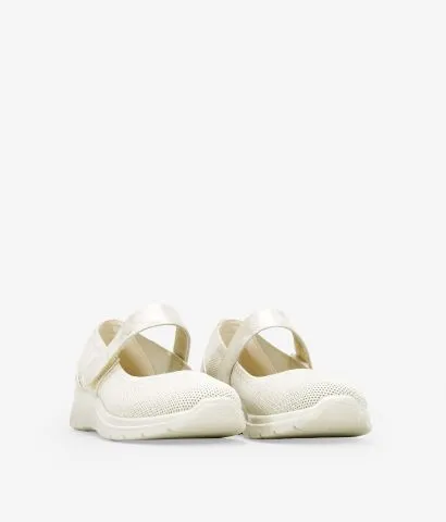 Zapatos deportivos beige con cuña