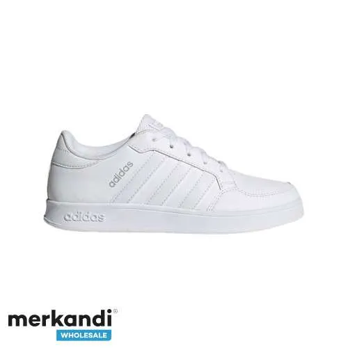 Zapatos deportivos de marca internacional para niños